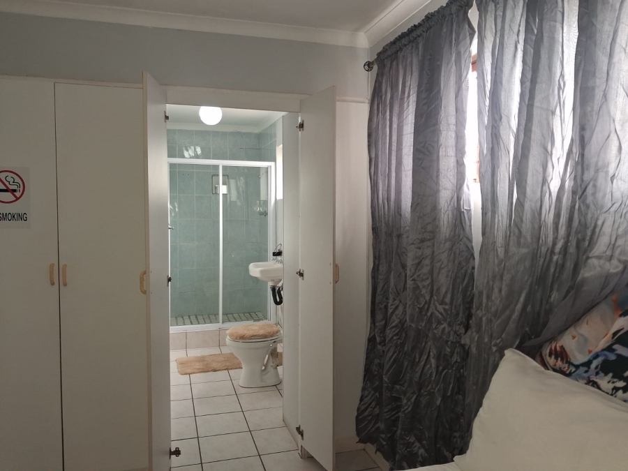 To Let 1 Bedroom Property for Rent in Gonubie North Eastern Cape